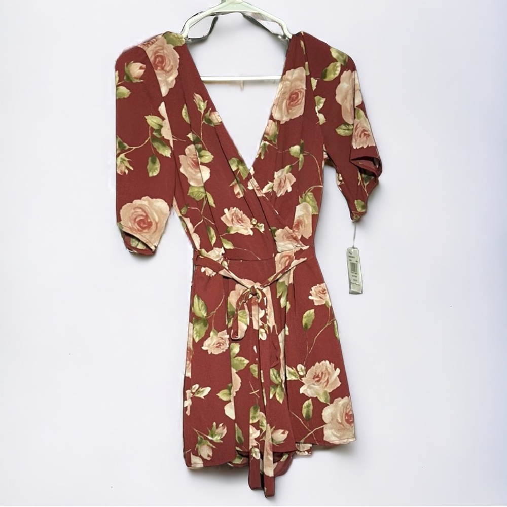 Women’s Romper NEW WITH TAGS